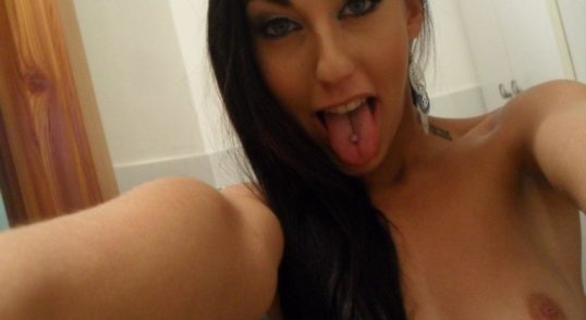 Schlampe sucht private Sextreffen Darmstadt
